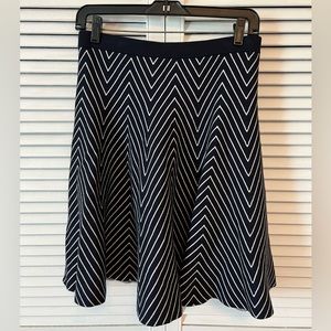 Stretch knit skirt